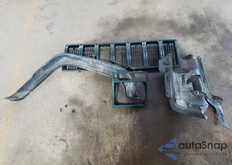 2000 Jeep Cherokee Sport из США, поврежденный, VIN 1J4FF48S2YL192337